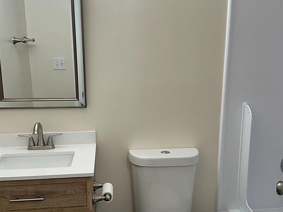 4th image of 4412 Greenholme Dr