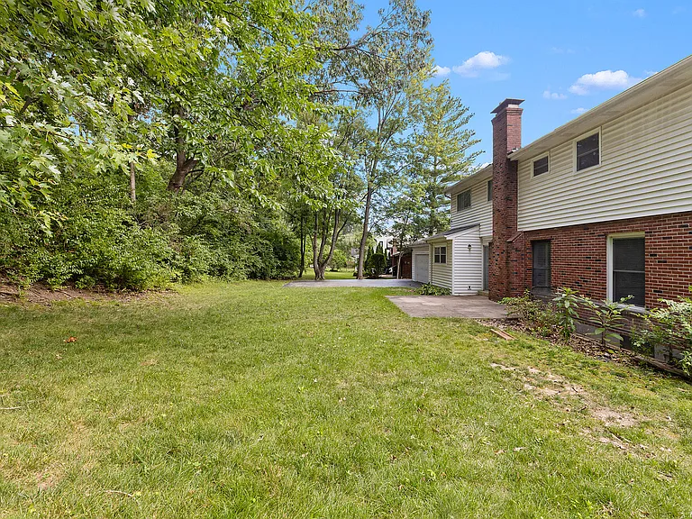 54 Morwood Ln — Photo 28