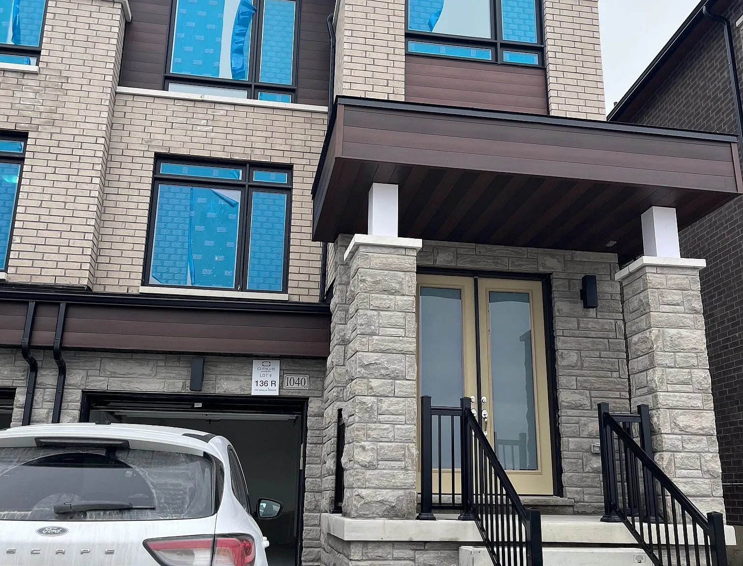 3 bed, $3,200 — Photo 1