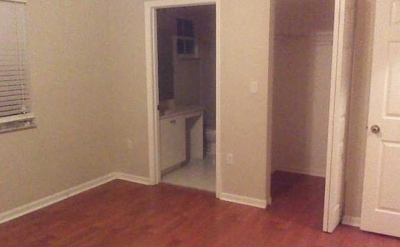 2nd image of 328 N Palm Villas Way