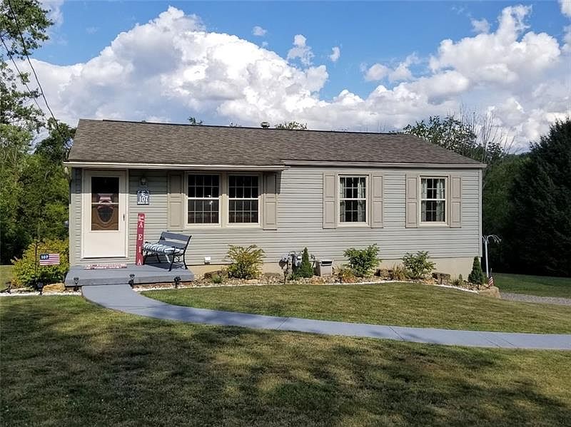 1st image of 107 Mohawk Dr