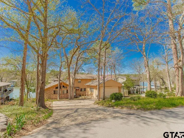 546 Hideaway Ln E, Hideaway, TX 75771