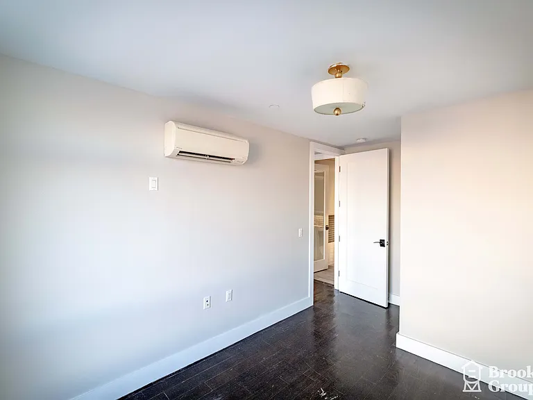 690 Bushwick Ave #3B — Photo 8