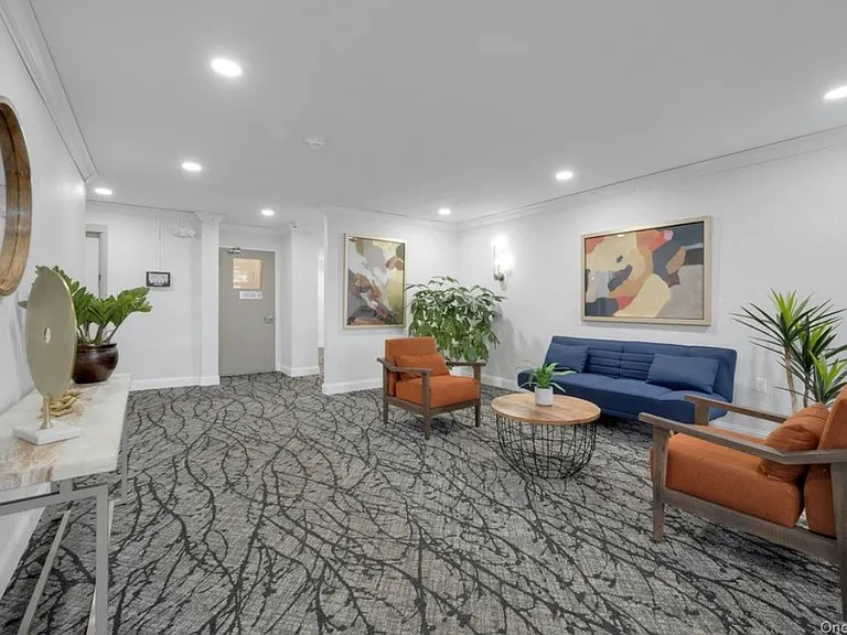 14 Westview Ave #312 — Photo 10