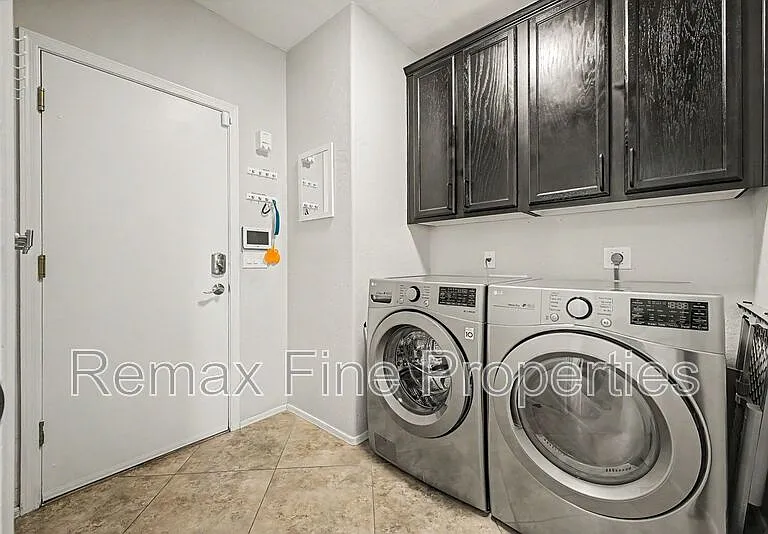3563 N Tuscany — Photo 24