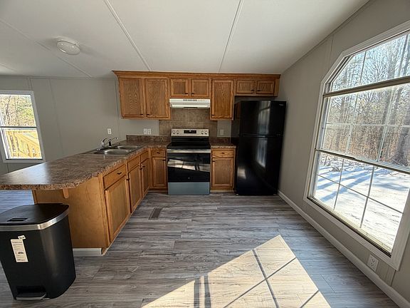 3rd image of 775 Slim Island Rd