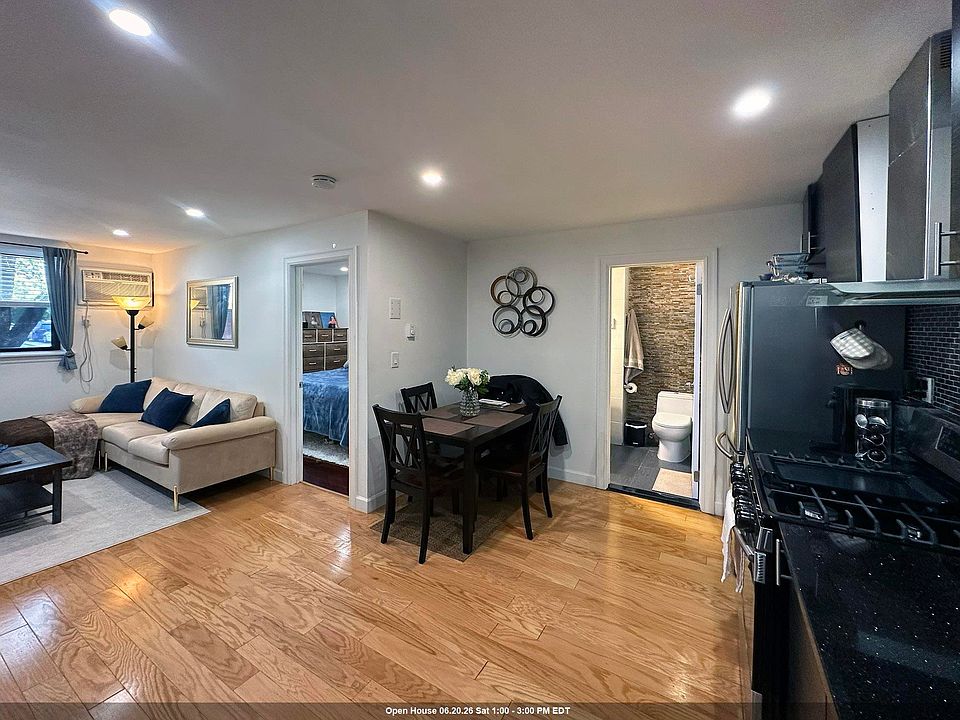 1st image of 129 Franklin St APT A1