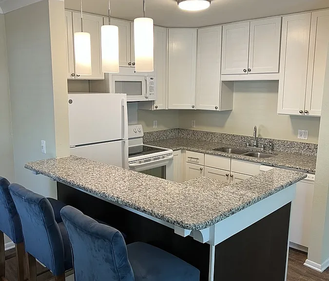 131 41st Ave N - The Pearl on First — Photo 4