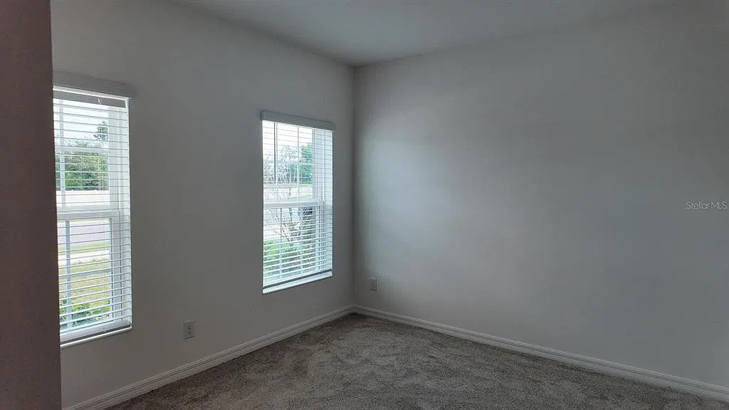 4 bed, 2.0 bath, 1935 sqft, $2,600 — Photo 4