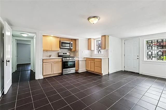 2410 Gentilly Blvd #2 — Photo 3