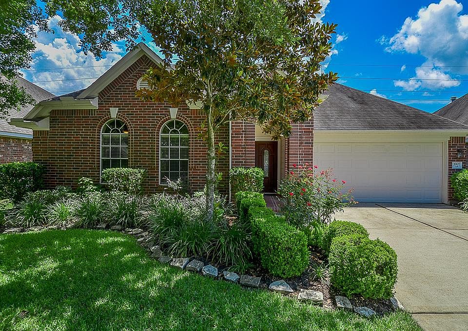 1st image of 3907 Heritage Colony Dr
