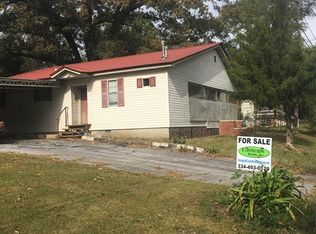 221 Pugh St, Andalusia, AL 36420