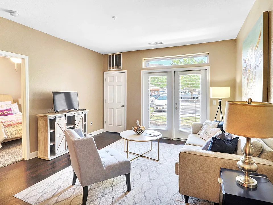 Mountain Ranch Apartments
