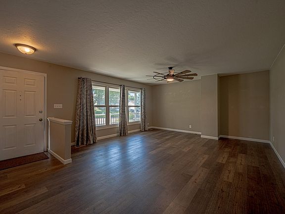 5th image of 3730 Mohave Dr