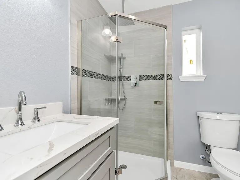2826 W FM 1462 — Photo 31