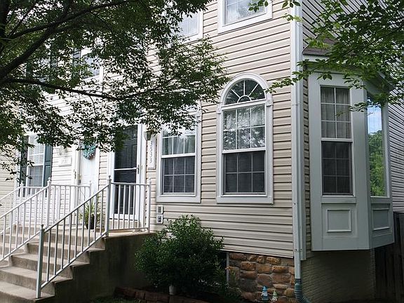 2nd image of 3533 Christy Ln