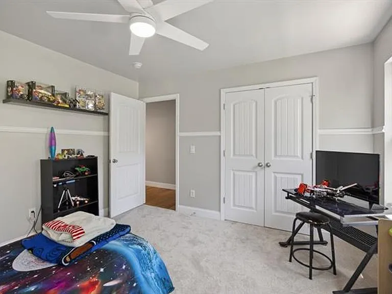 221 Allenbrooke Dr — Photo 39