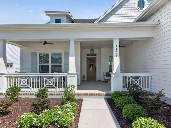 1256 Ocean Sands Drive, Southport, NC 28461