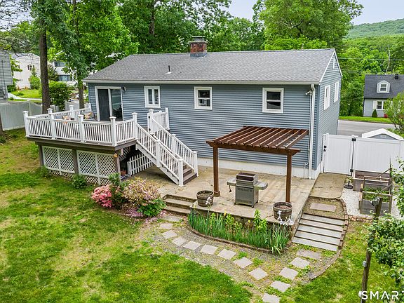 2nd image of 26 Pleasant Street