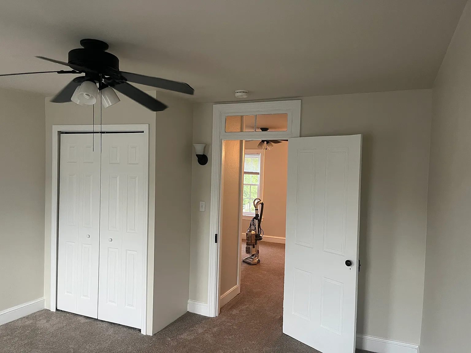 3 bed, 1430 sqft, $1,850 — Photo 3