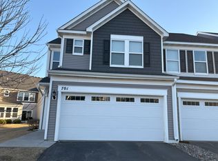 701 Rockburn Rd, Chanhassen, MN 55317