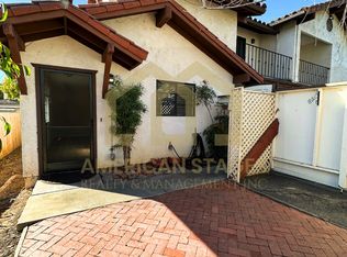 806 E Canon Perdido St APT 4, Santa Barbara, CA 93103