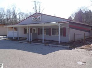 5437 N M 33, Rose City, MI 48654