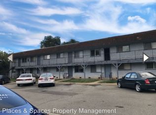 1087 Le Brun Ln APT 2, Redding, CA 96002