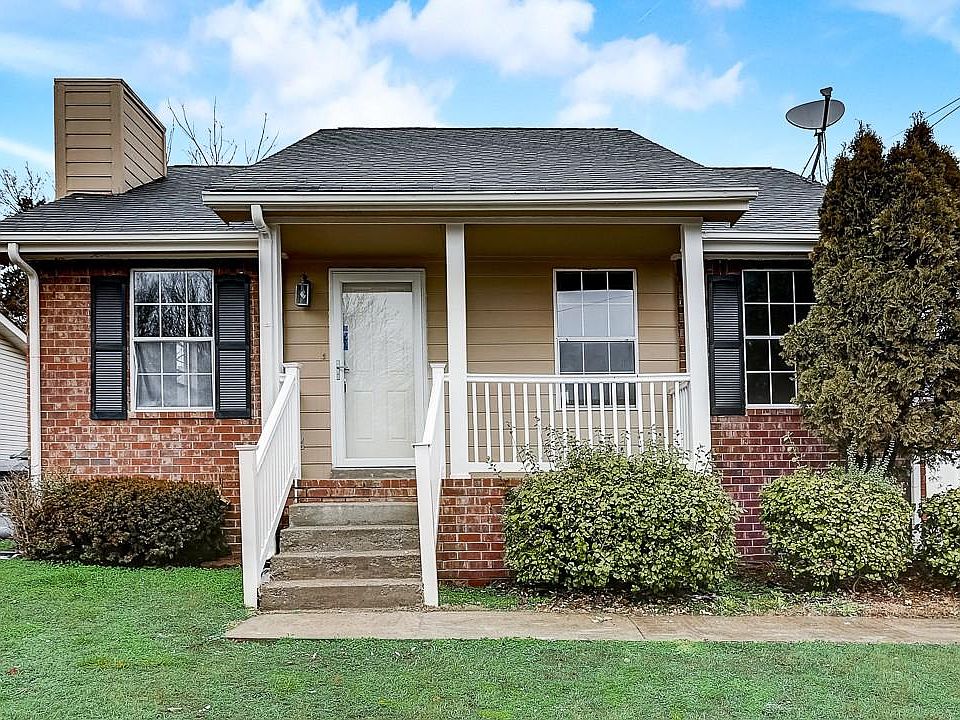 Front of house, great neighborhood!