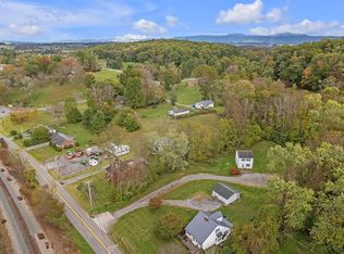 30280 Hillman Hwy, Meadowview, VA 24361