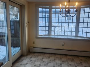 17 Concord St, Peterborough, NH 03458