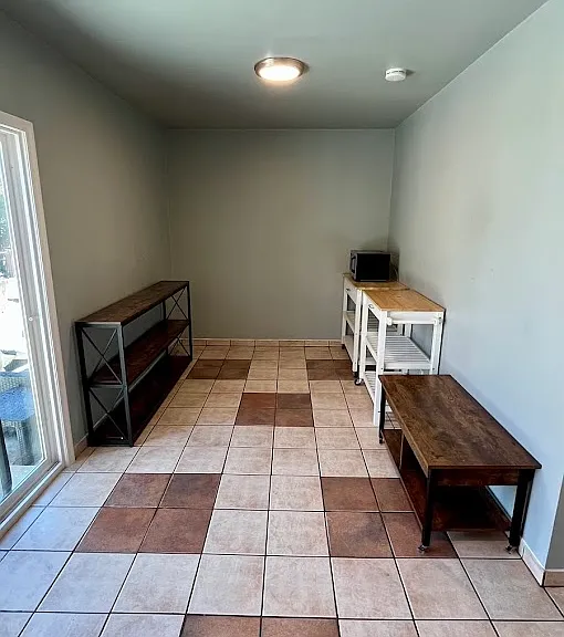 6500 Denny Ave #GUEST HOUSE — Photo 13