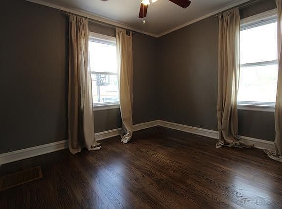 5th image of 10563 S Central Park Ave