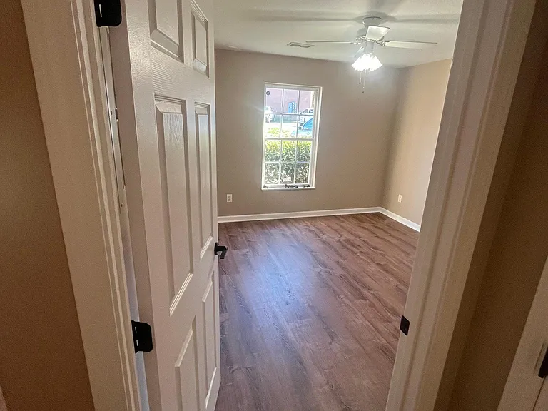 1669 Maple View Way #1669 — Photo 3