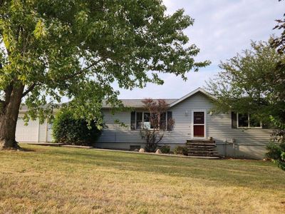 2499 335th St, North English, IA, 52316