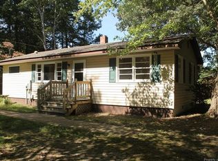 1305 Coachpoint Rd, Hartfield, VA 23071