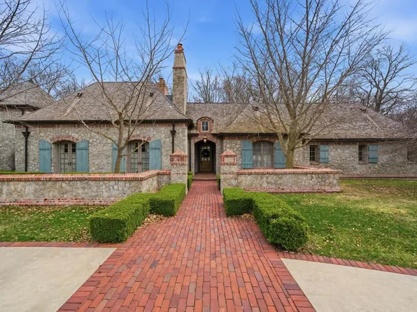 1721 River Forest Dr, Fort Dodge, IA 50501