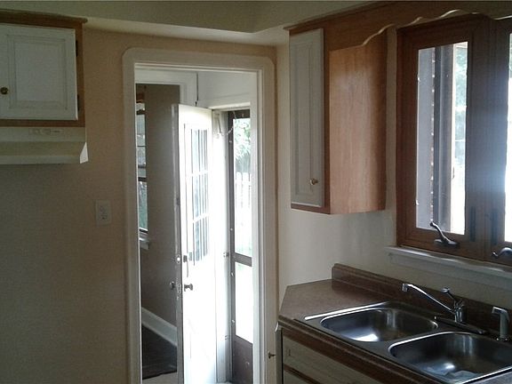5th image of 3612 Cascade Dr