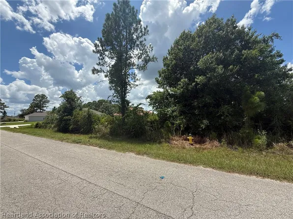 5519 Sopera Dr, Sebring, FL 33872