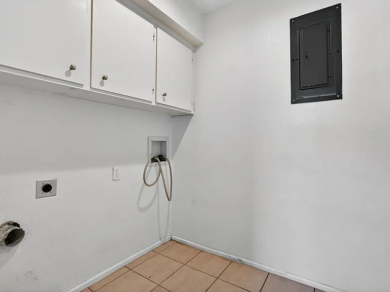 2615 Haynes Dr #B — Photo 34