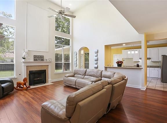 4th image of 120 Merganser Dr
