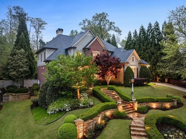 1319 Glen Cedars Dr, Mableton, GA 30126