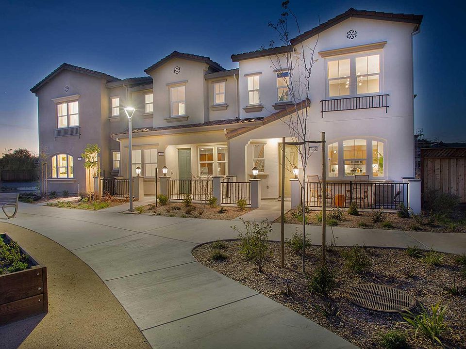 1st image of 832 Saint Solange Ln