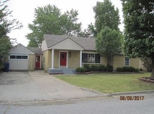 509 Circle Dr NW, Miami, OK 74354