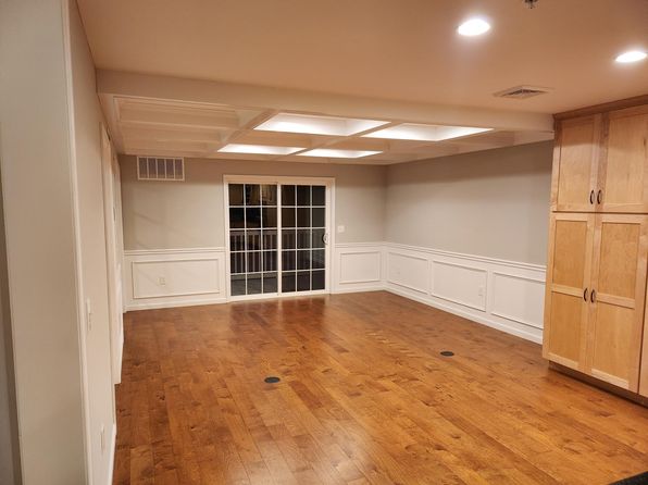 252 N Walnut St, Bath, PA