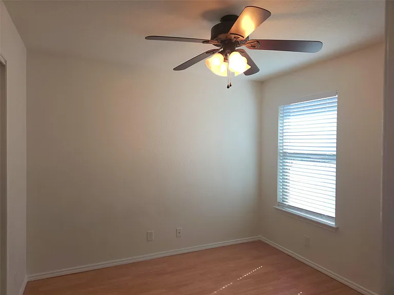 273 Tower Dr — Photo 10