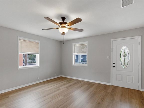 3rd image of 2406 E Clark St Unit B