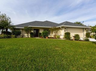 1225 45th Ct SW, Vero Beach, FL 32968