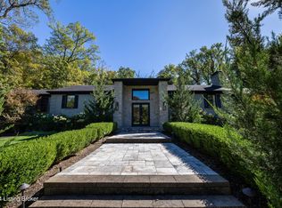 5800 River Knolls Dr, Louisville, KY 40222