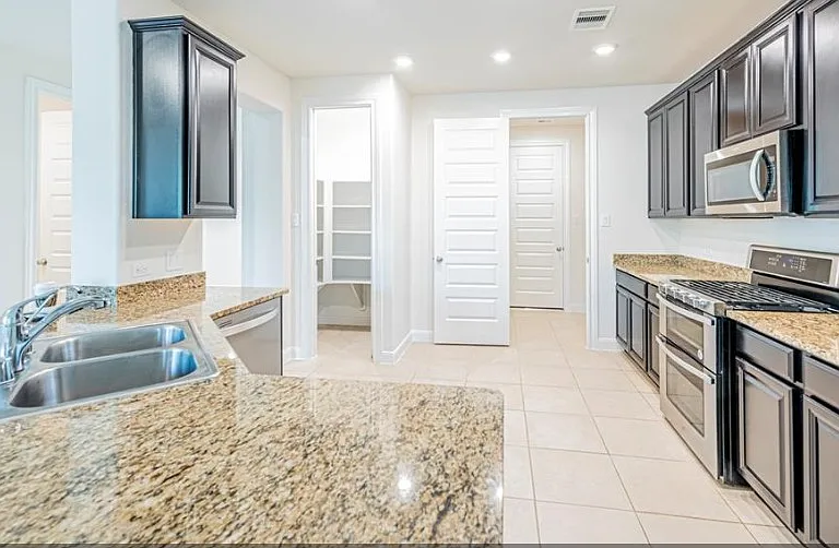 12610 Marley Hills Trl — Photo 11